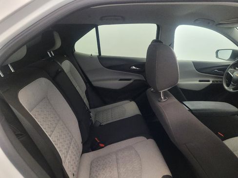 Used 2023 Chevrolet Equinox LS w/ LS Convenience Package AWD/4WD image 19