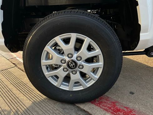 New 2026 Toyota Tacoma SR5 image 8