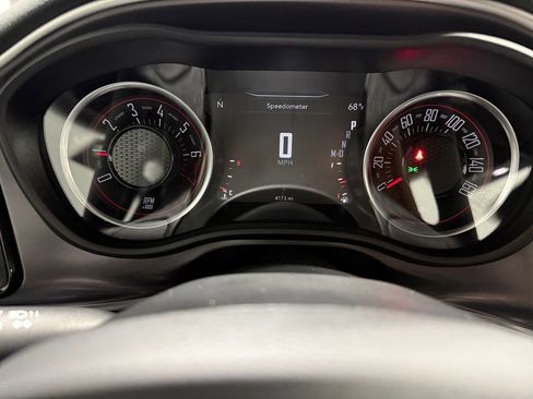 Used 2019 Dodge Challenger SXT image 24