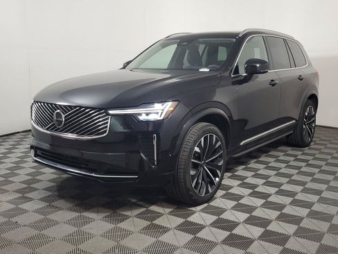 Certified 2026 Volvo XC90 B6 Ultra AWD/4WD image 3