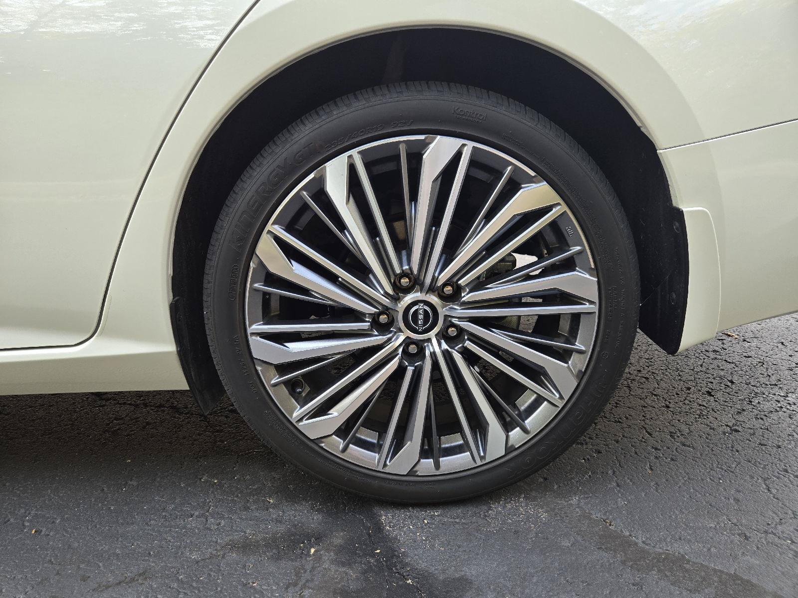 Certified 2025 Nissan Altima 2.5 SL FWD image 10