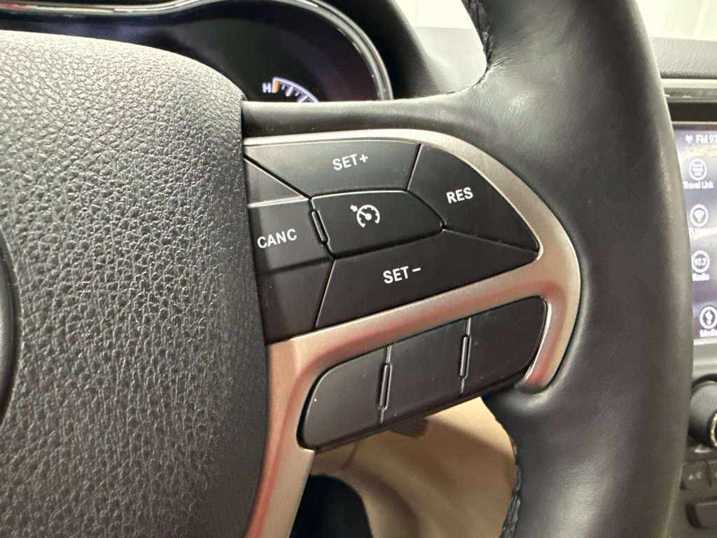 Used 2018 Jeep Grand Cherokee Limited RWD image 22