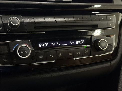 Used 2018 BMW 430i Convertible image 16