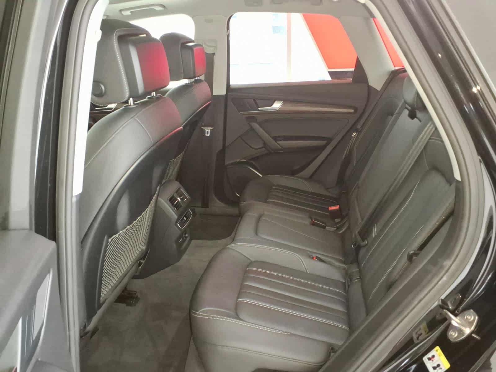 Used 2023 Audi Q5 2.0T Premium w/ Convenience Package AWD/4WD image 13