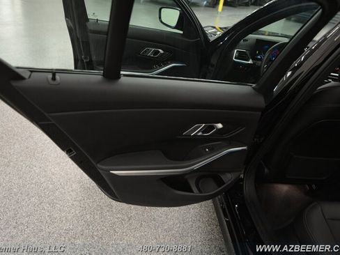 Used 2023 BMW 330e w/ Driving Assistance Package image 39