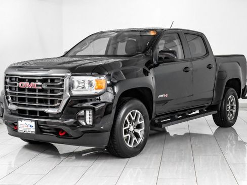 Used 2022 GMC Canyon AT4 w/ Trailering Package AWD/4WD image 4