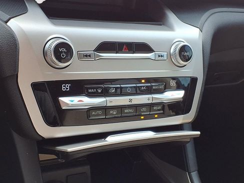 Used 2021 Ford Explorer 2WD image 11