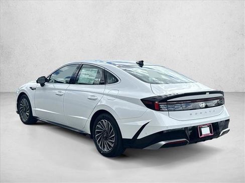 Used 2025 Hyundai Sonata Limited image 9