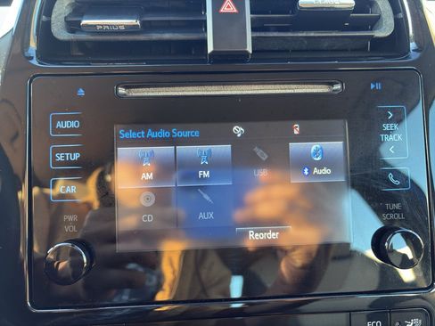 Used 2017 Toyota Prius Two image 14