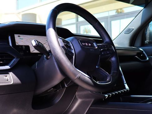 Used 2025 GMC Acadia Elevation FWD image 42