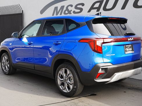 Used 2024 Kia Seltos LX image 6