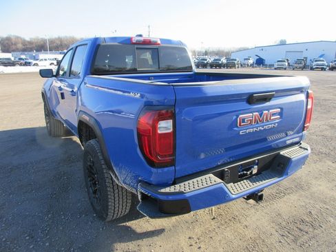 New 2026 GMC Canyon Elevation w/ Convenience Package image 8