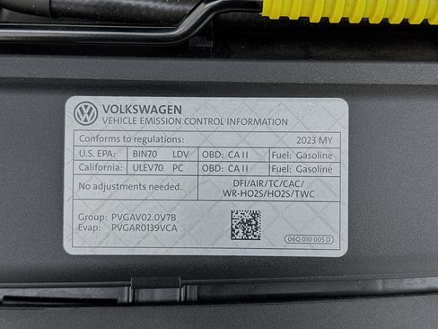 Used 2023 Volkswagen GTI SE FWD image 21