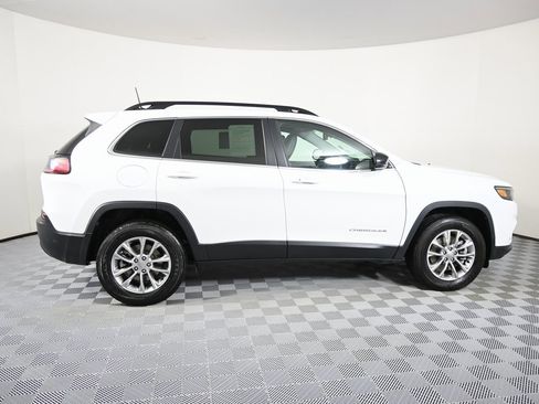 Used 2022 Jeep Cherokee Latitude Lux w/ Sun & Sound Group image 7