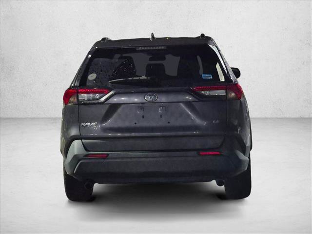 Used 2021 Toyota RAV4 LE FWD image 6