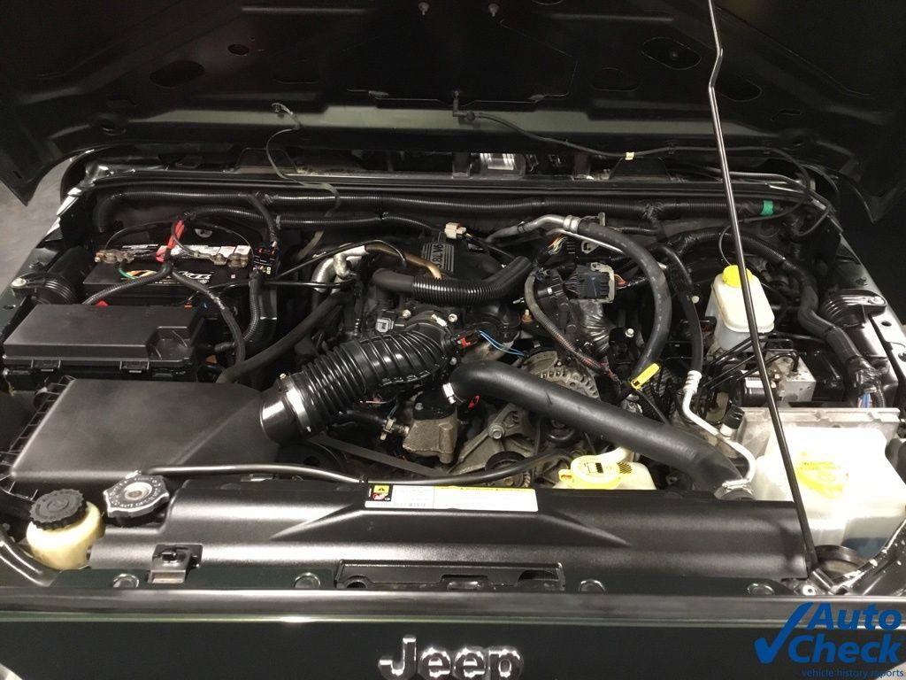 Used 2010 Jeep Wrangler Sport AWD/4WD image 36