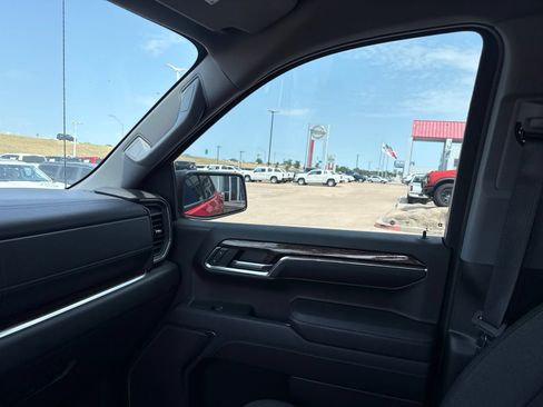 Used 2023 GMC Sierra 1500 Elevation AWD/4WD image 25