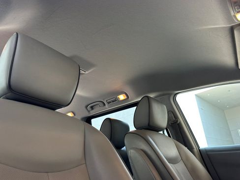 Used 2015 Nissan Quest SL w/ Value Cargo Package FWD image 19
