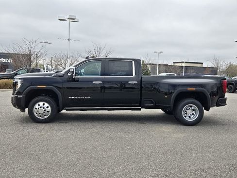 New 2026 GMC Sierra 3500 Denali Ultimate image 44