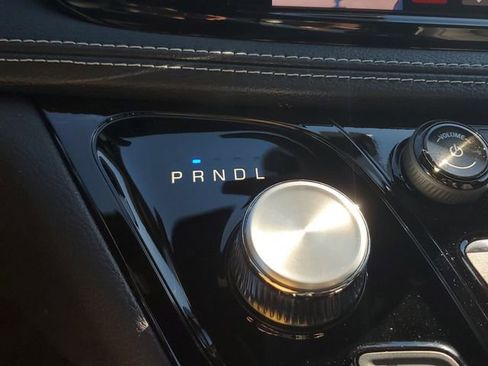 New 2026 Chrysler Pacifica Limited w/ S Appearance Package image 32