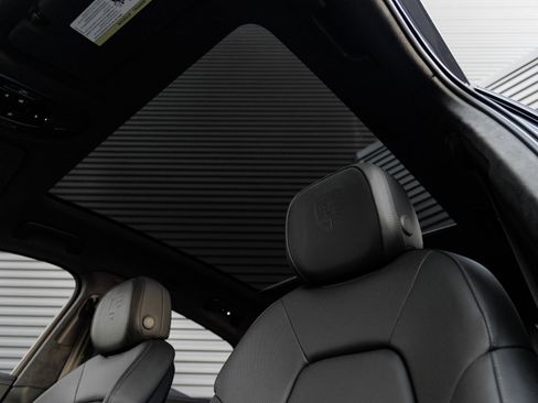 New 2025 Porsche Cayenne Turbo image 14