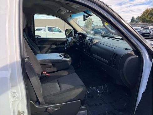 Used 2010 Chevrolet Silverado 1500 LT image 10