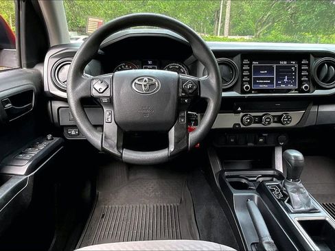Used 2022 Toyota Tacoma SR w/ SR Convenience Package RWD image 8