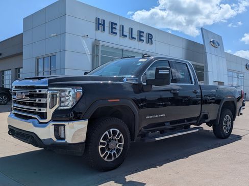 Used 2022 GMC Sierra 2500 SLE w/ SLE Convenience Package AWD/4WD image 3