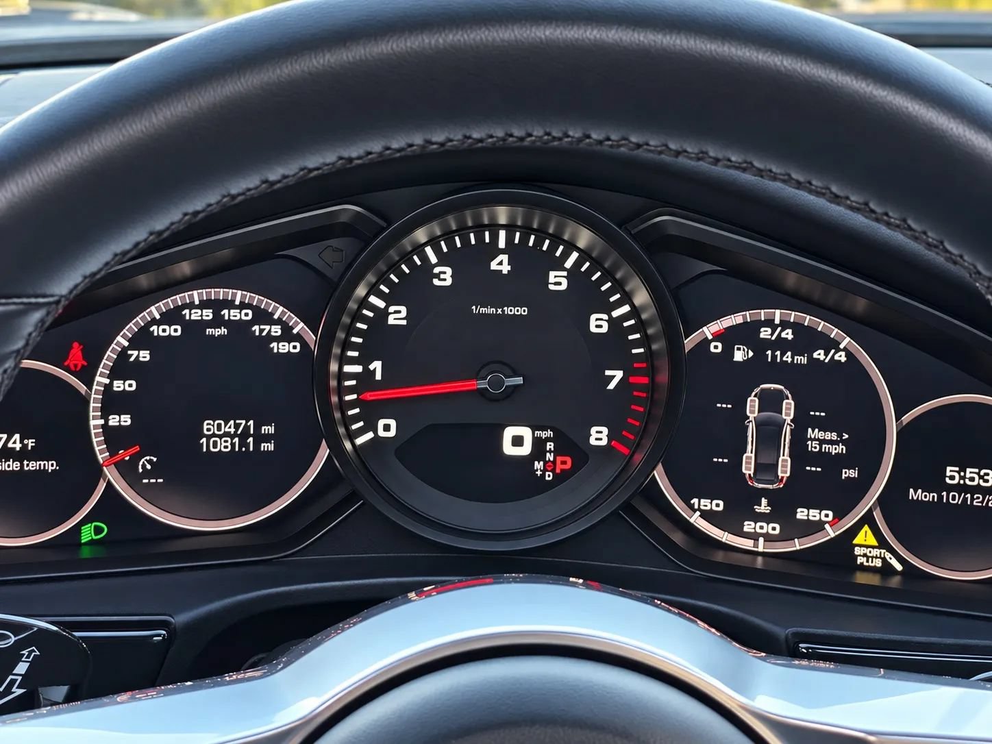 Used 2019 Porsche Panamera 4 AWD/4WD image 23