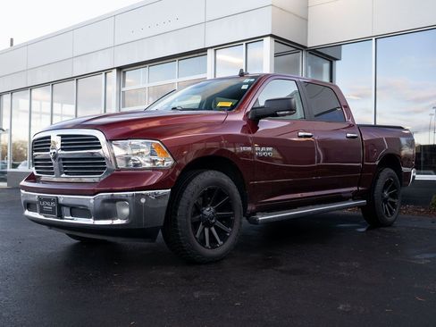 Used 2018 RAM 1500 Big Horn image 3
