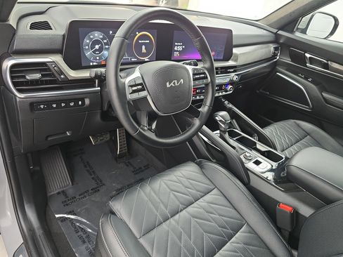 Used 2025 Kia Telluride SX Prestige X-Line image 17