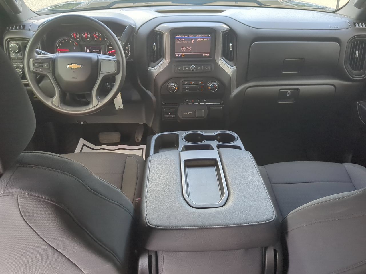 Used 2022 Chevrolet Silverado 2500 Custom w/ Custom Convenience Package AWD/4WD image 20