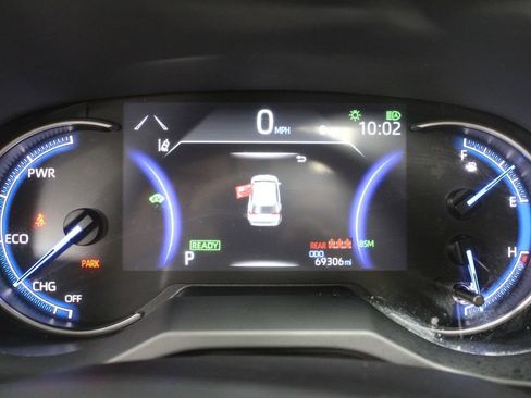 Used 2023 Toyota RAV4 XLE w/ Convenience Package image 34