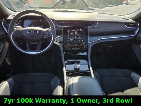 Used 2023 Jeep Grand Cherokee L Laredo image 23