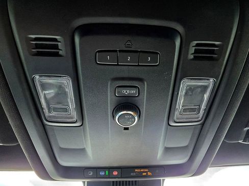 Used 2024 Chevrolet Tahoe LT AWD/4WD image 46
