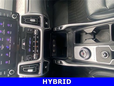 Used 2022 Kia Sorento S image 16