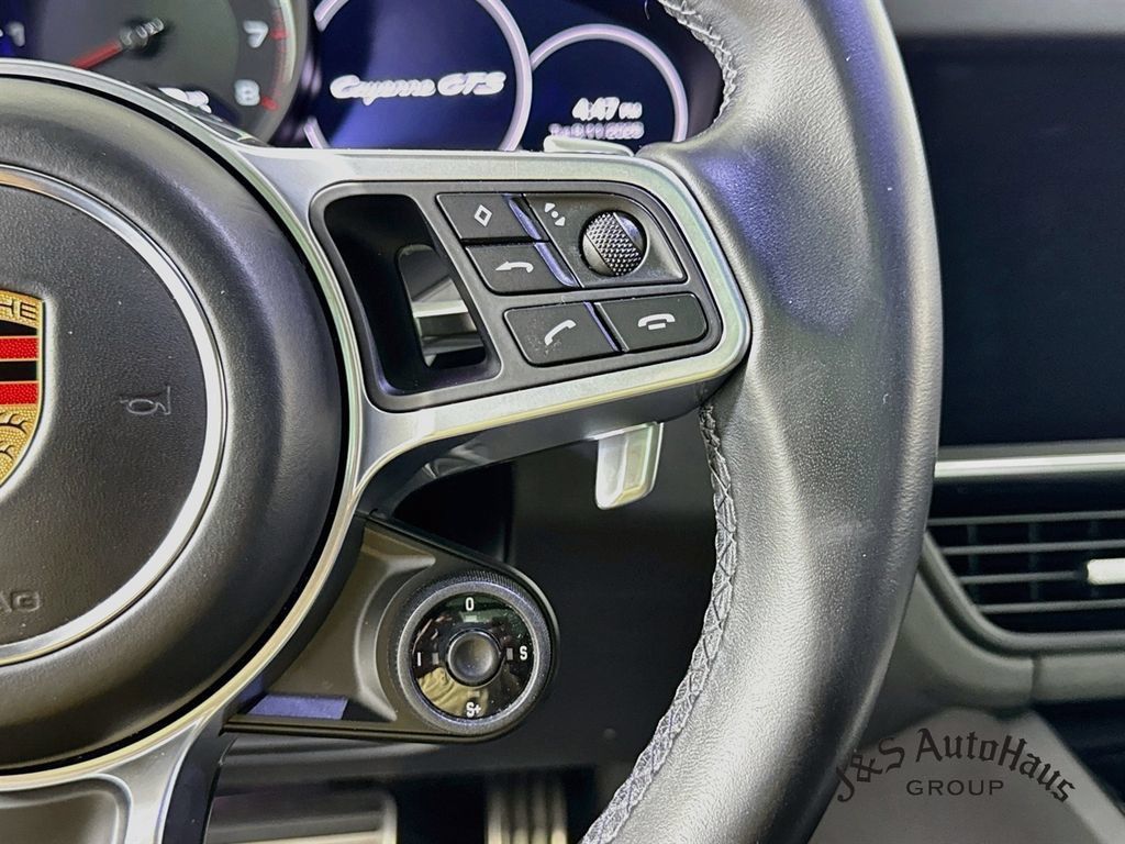 Used 2021 Porsche Cayenne GTS AWD/4WD image 14