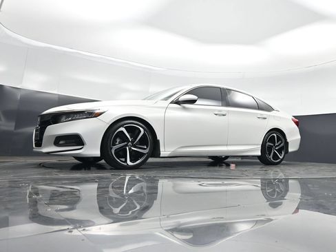 Used 2019 Honda Accord Sport image 43