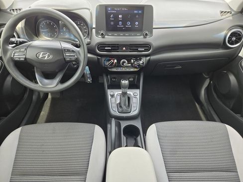 Used 2022 Hyundai Kona SE FWD image 25