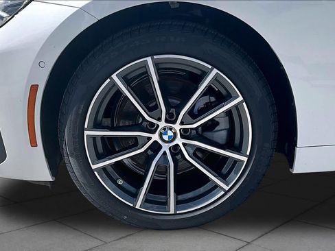 Used 2026 BMW 230i Coupe w/ Premium Package RWD image 10