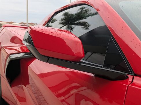 Used 2021 Chevrolet Corvette Stingray Premium Conv w/ Z51 Performance Package image 12