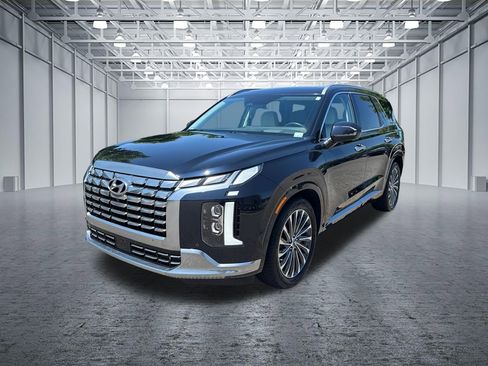 Used 2023 Hyundai Palisade Calligraphy AWD/4WD image 3