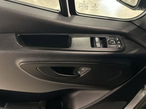 Used 2020 Mercedes-Benz Sprinter 2500 image 19