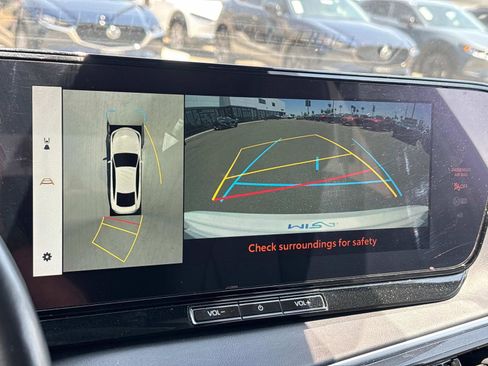 Used 2024 Toyota Mirai w/ Advanced Technology Package image 12