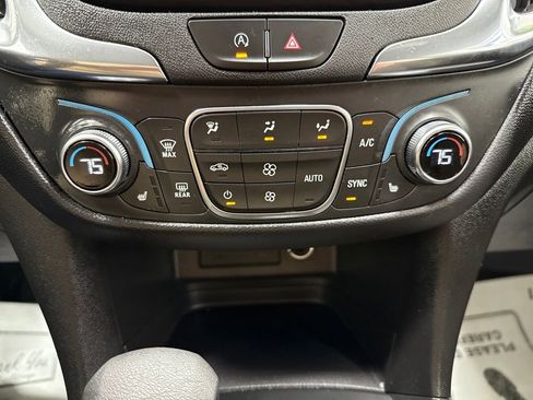 Used 2024 Chevrolet Equinox LT w/ LPO, Floor Liner Package image 31