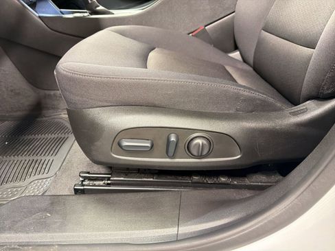 Used 2025 Chevrolet Malibu LT FWD image 13