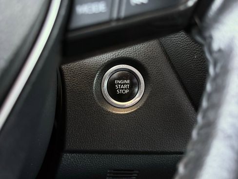 Used 2023 Toyota Corolla SE w/ SE Premium Package FWD image 38