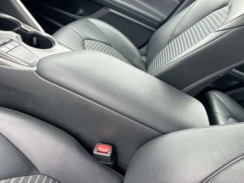 Used 2023 Toyota Camry SE image 23