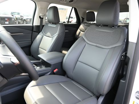 New 2026 Ford Explorer Active RWD image 31