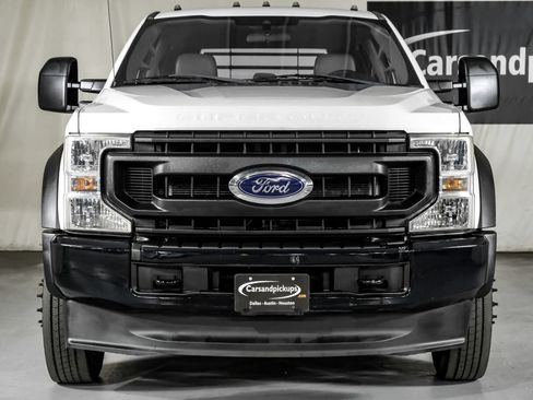 Used 2021 Ford F550 4x4 Crew Cab Super Duty w/ Power Equipment Group image 3